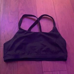 Black sports bra